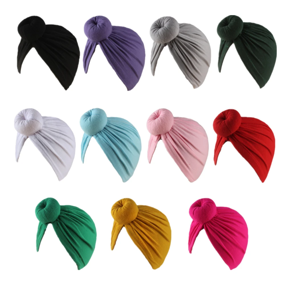 Street Fashion Hijab - 卸売プリーツプルオーバーヒジャブ帽子、ボール付き、ストリートスポーツファッション向け