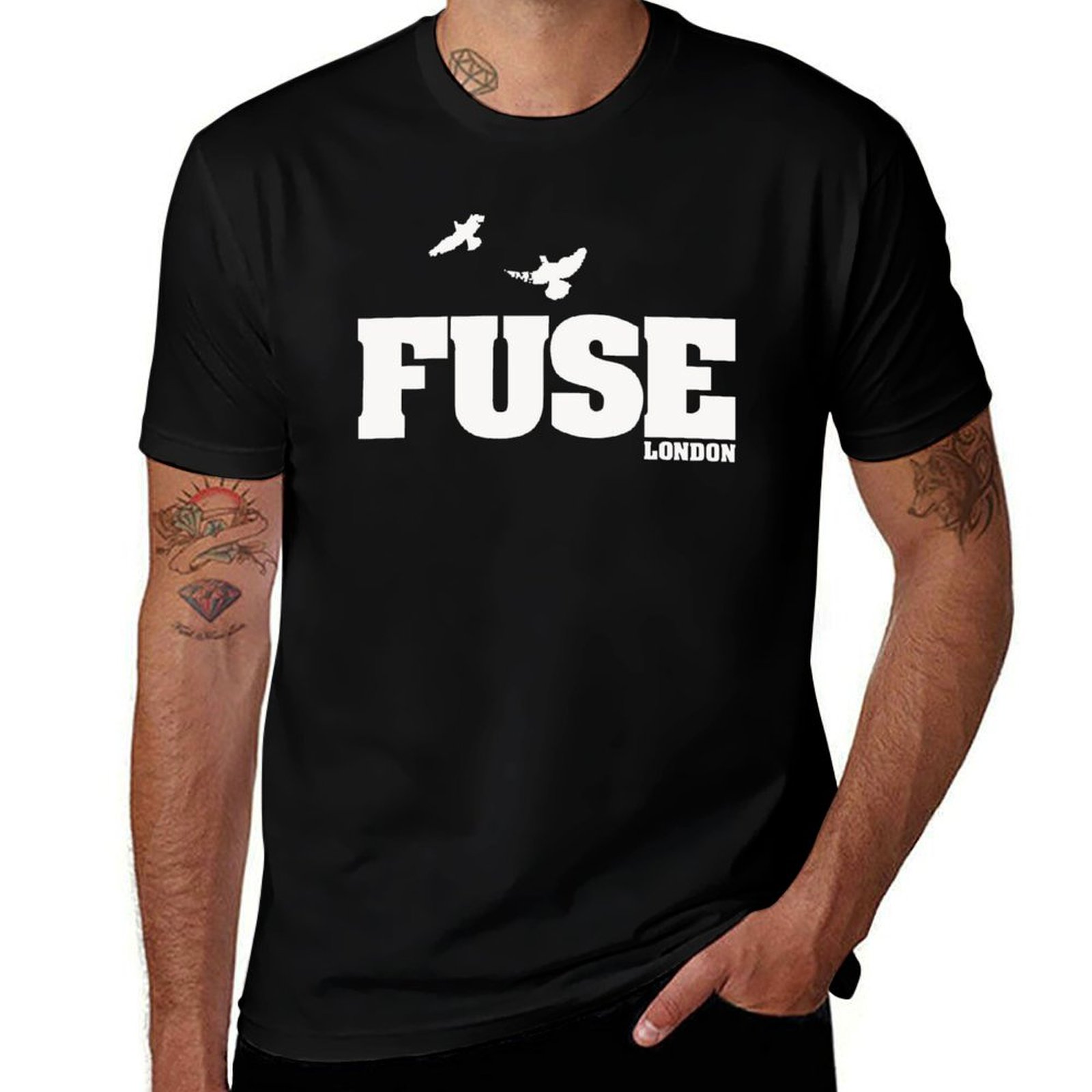 Street Fashion London - Fuse London Tシャツ ストリートファッション カジュアルTシャツ