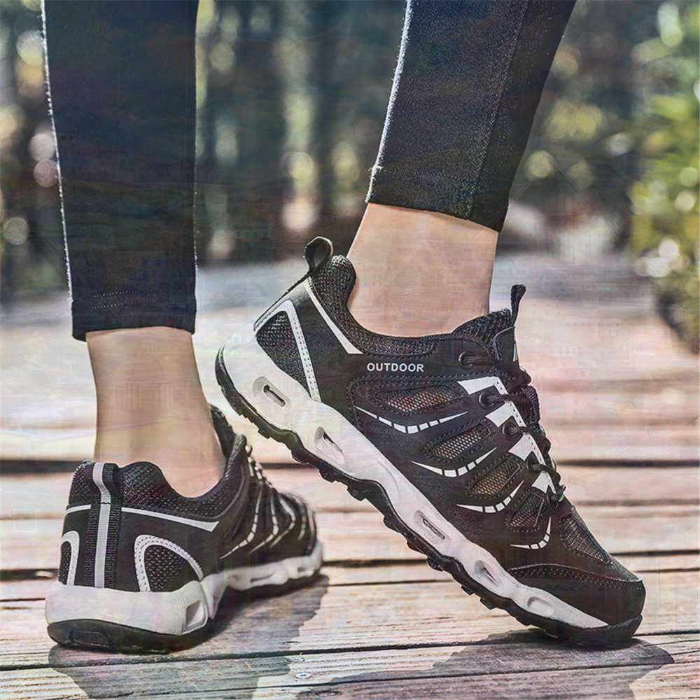 シュメールラウンドチップシルバースニーカーテニスシューズ女性 - Street Fashion For Short Guys のレビューと価格