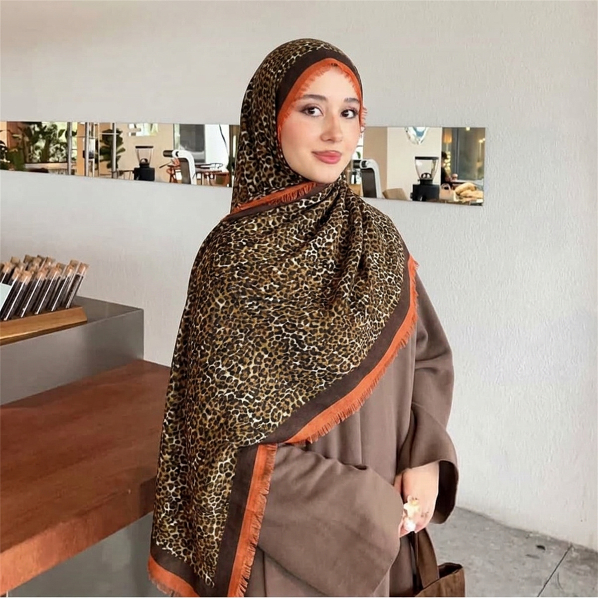 ヴィンテージヒョウ柄ヒジャブスカーフソフト通気性ショールラッ - Street Fashion Hijab のレビューと価格