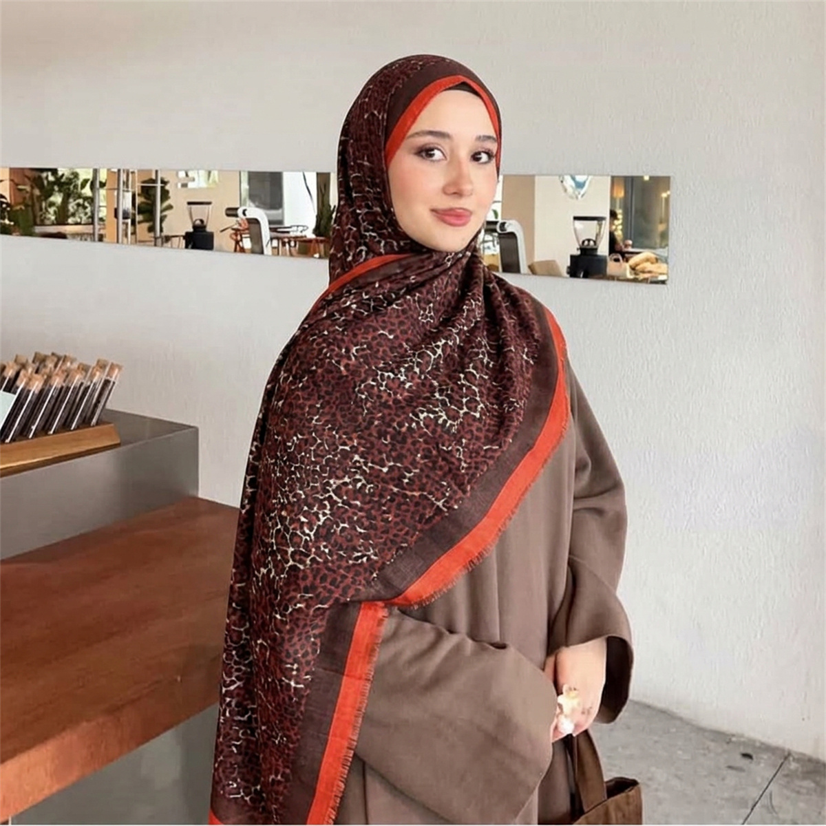 ヴィンテージヒョウ柄ヒジャブスカーフソフト通気性ショールラッ - Street Fashion Hijab のレビューと価格