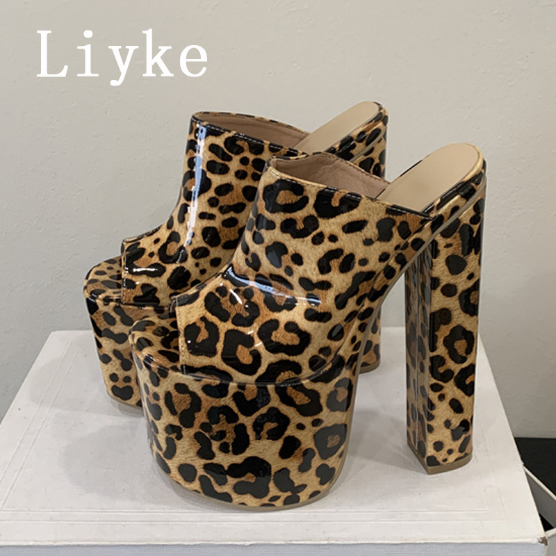 Liyke ランウェイファッション 18CM エクストリーム - Street Fashion Runway のレビューと価格