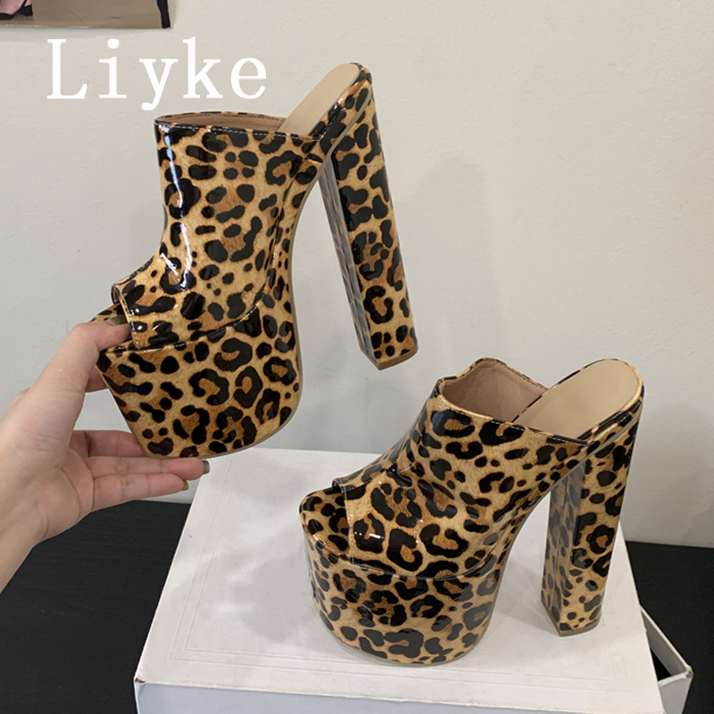 Liyke ランウェイファッション 18CM エクストリーム - Street Fashion Runway のレビューと価格
